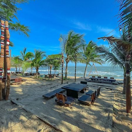 Long Hai Channel Beach Resort Екстер'єр фото